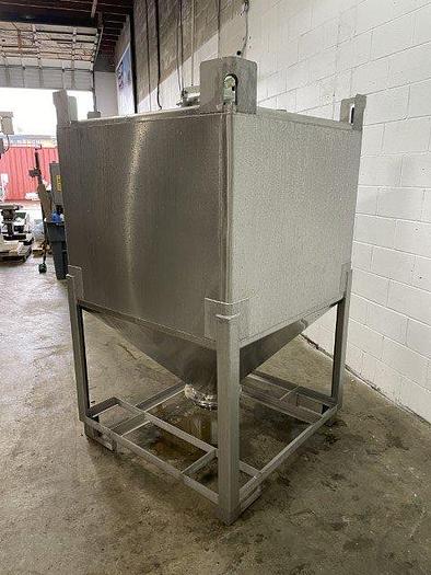 Used 40 Cu.ft. Storage Tote