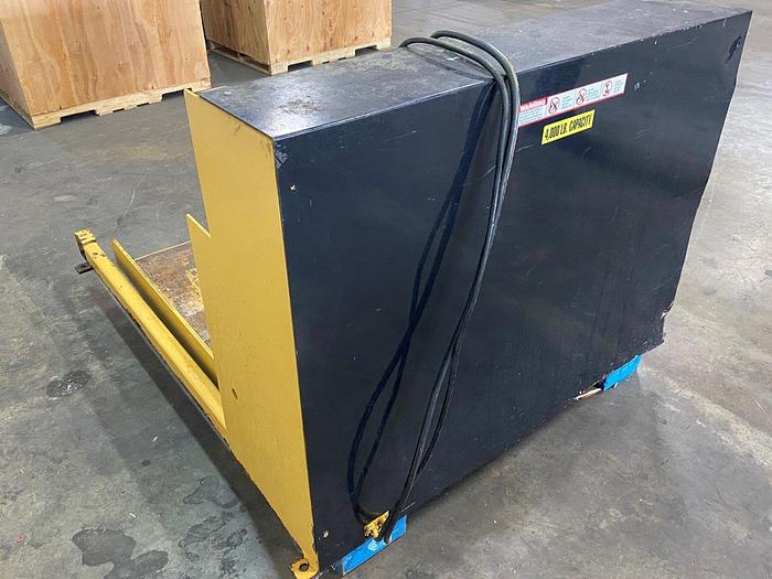 Used Pallet Lifter
