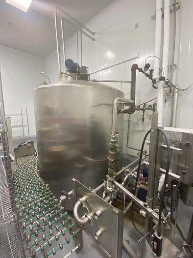 Used 1500 Gallon Jacketed Tank With Agitator