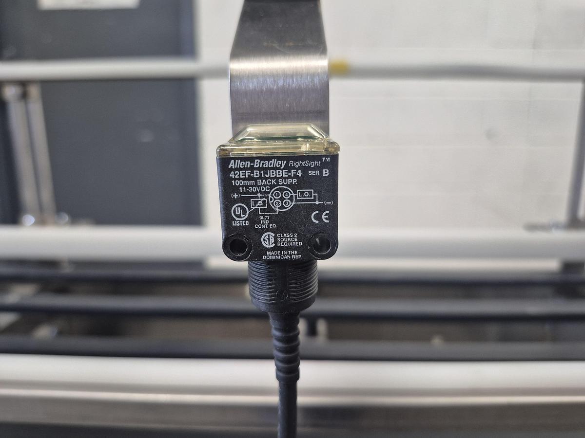 Used Pacific Inline Flow Meter Liquid Filling Machine