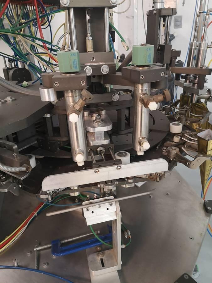 Used Vertical Pouch-Filling Machine