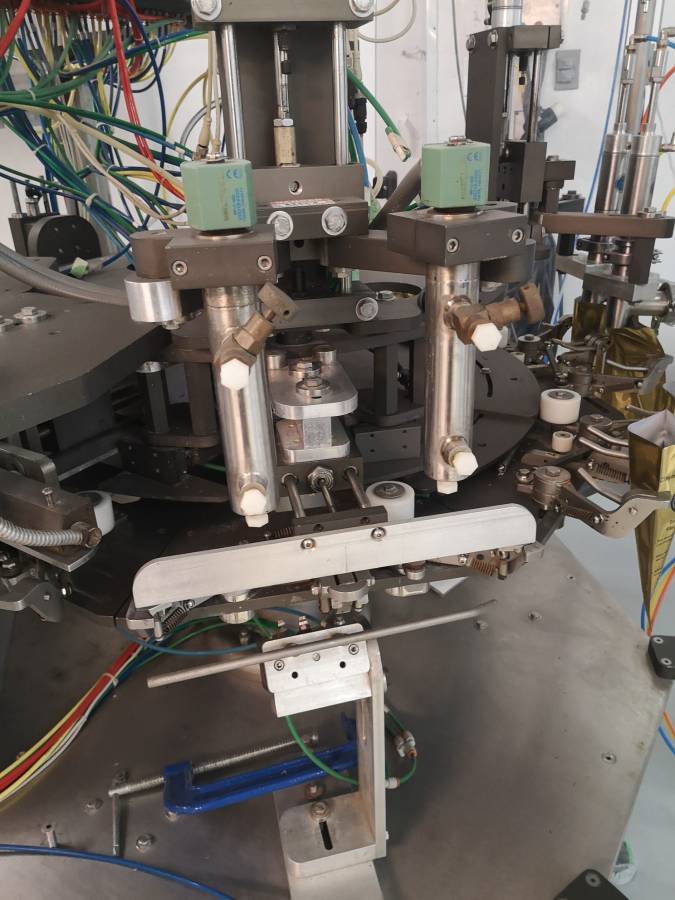 Used Vertical Pouch-Filling Machine