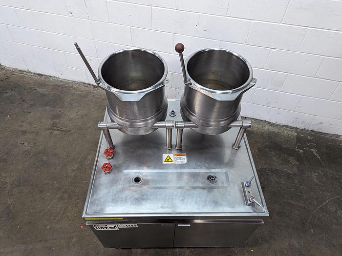 Used Market Forge Twin 6 Gallon Kettles