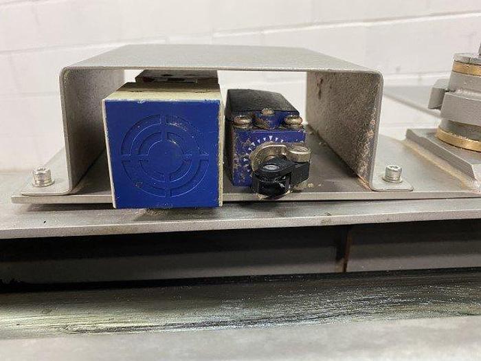 Used Reiser VI-B Column Lifter