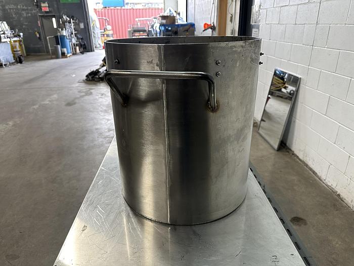 Used 25-Gallon Holding Tank