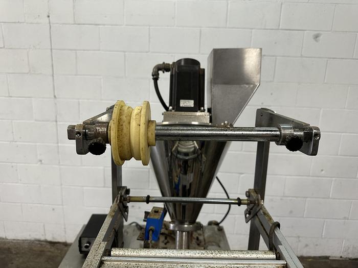 Used Vertical Form Fill Sachet Machine with Auger Filler