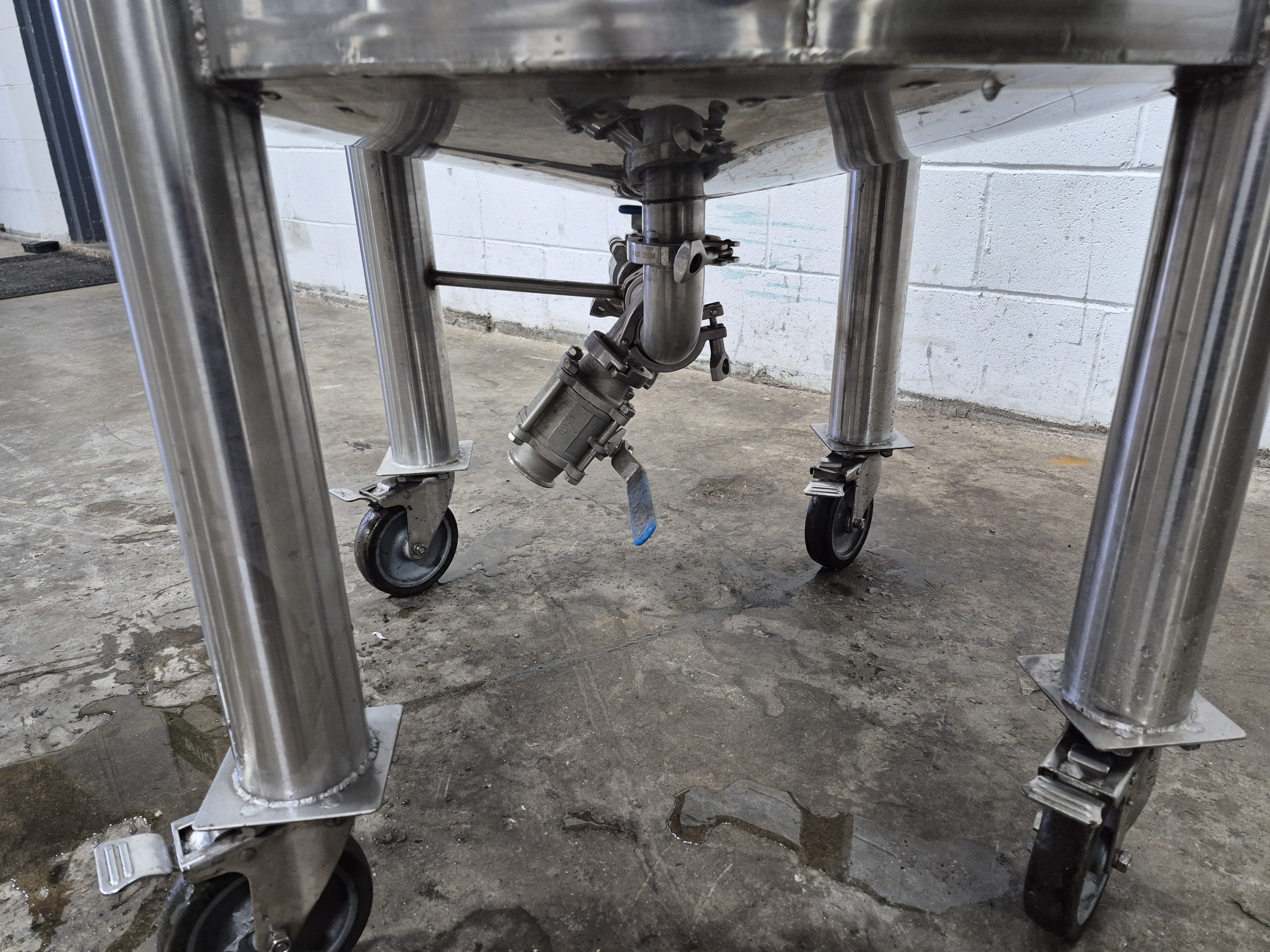 Used SS 100 Gallon Tank w/ Immersion Heater