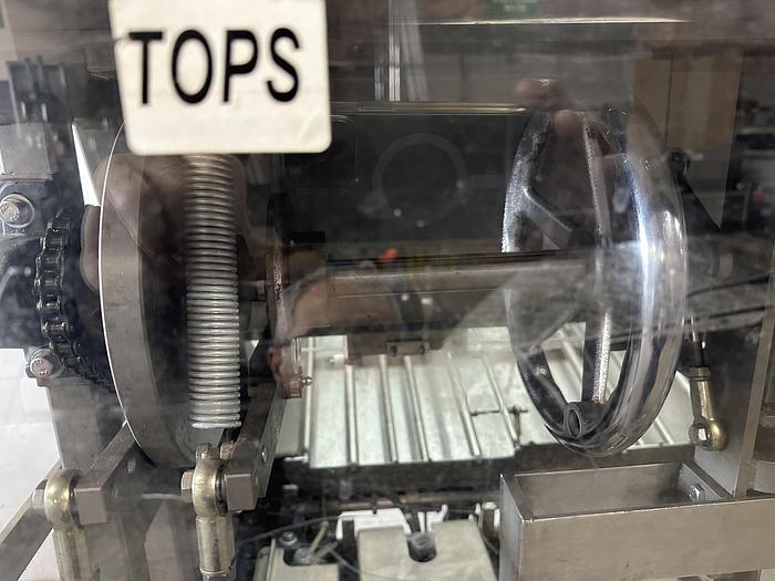 Used A.E.Randles 9-32 Automatic Tray Former
