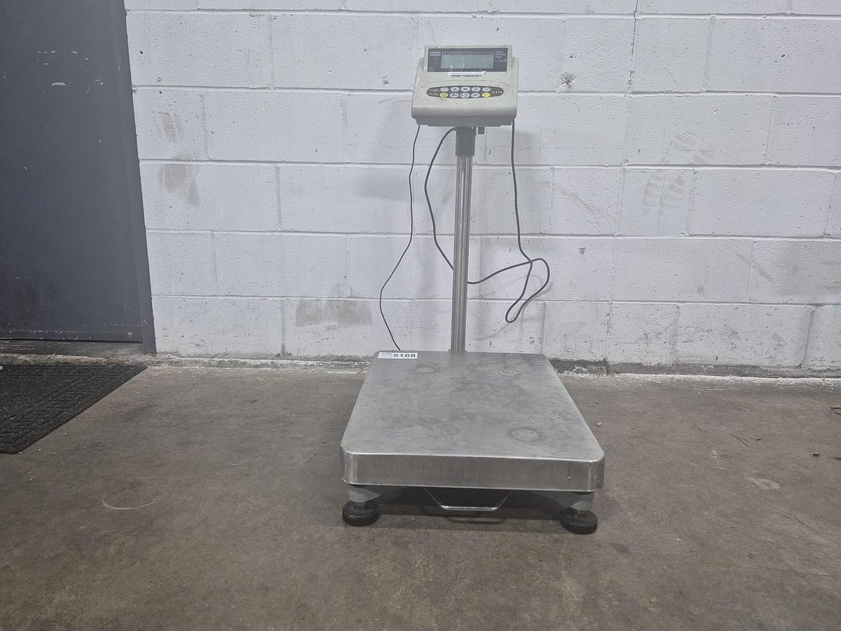 Used Uline Deluxe Platform Scale