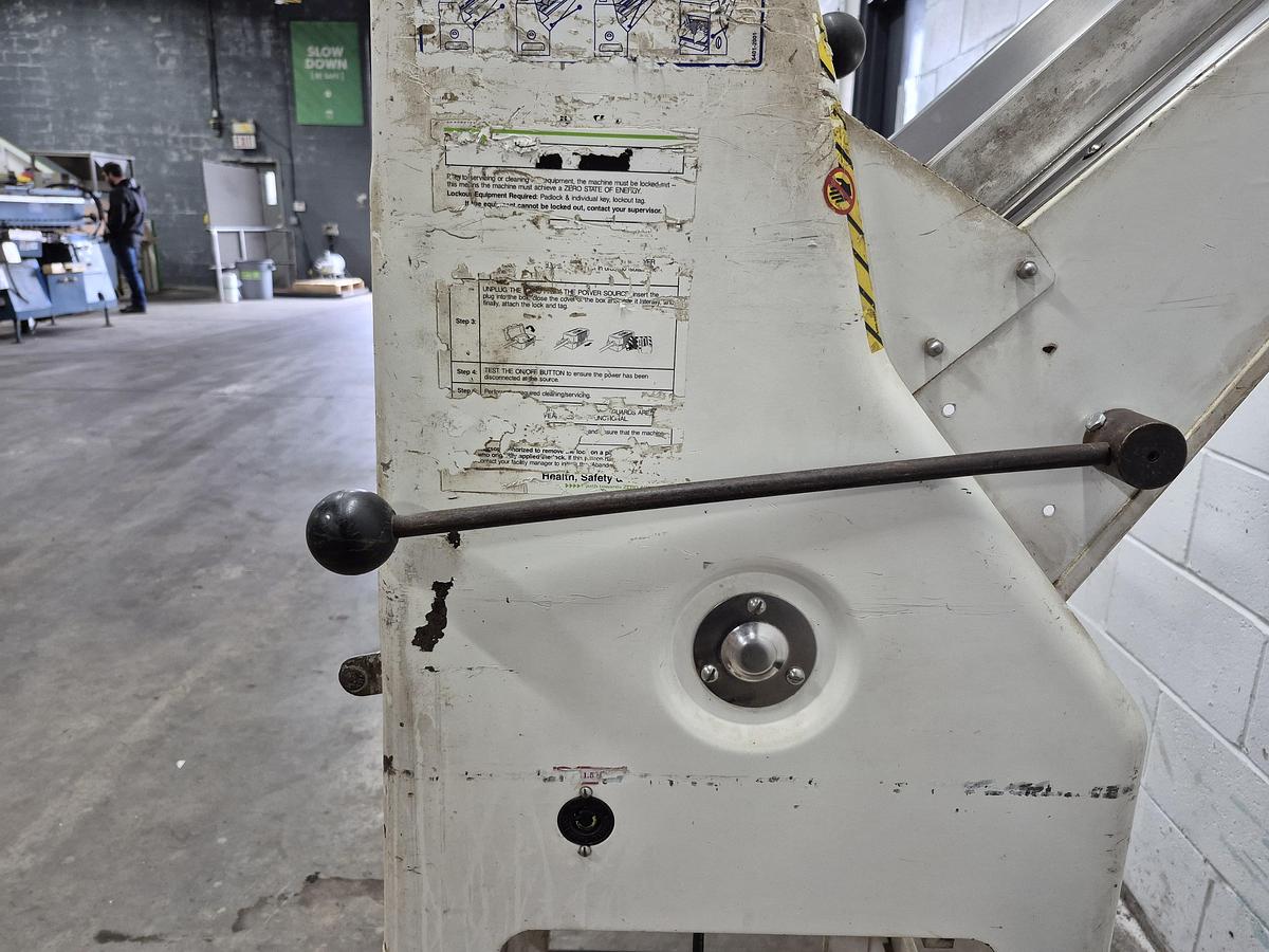 Used Oliver 797-32 Bread Slicer with Mini-Vert Air Bagger Station