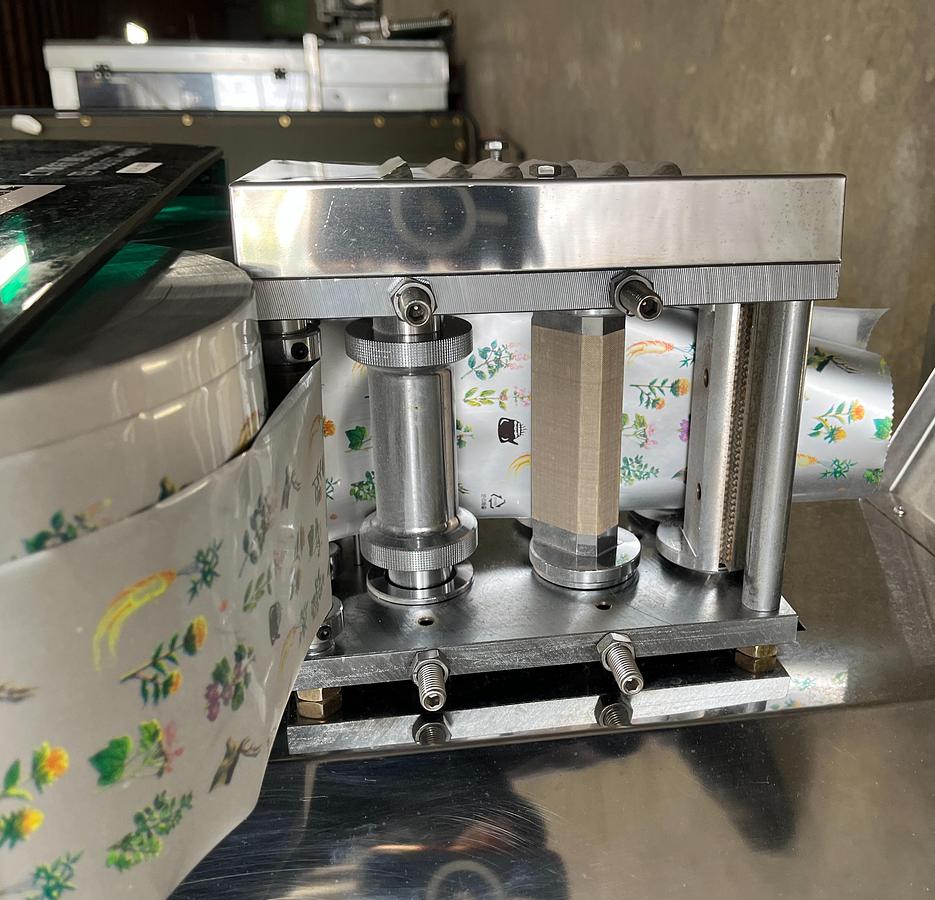 Used Automatic Concentrate Packaging Machine