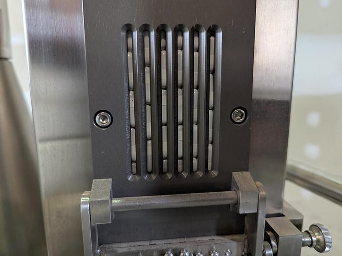 Used Semi-Auto Capsule Filling Machine