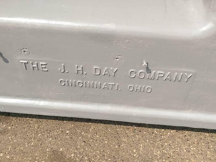 Used JH DAY 1000 lb Horizontal Dough Mixer