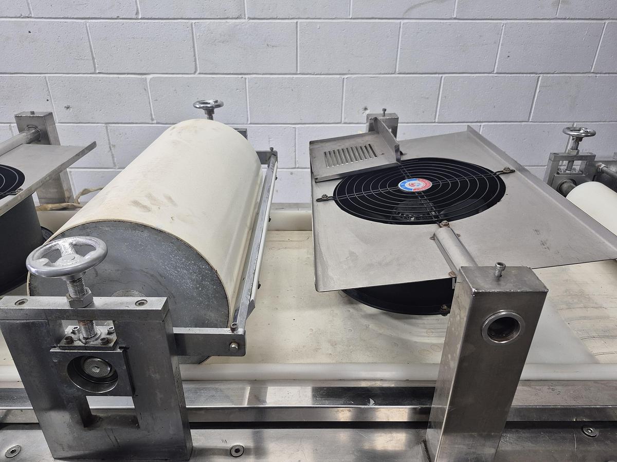 Used Darin DRC-75 Cereal Bar Cutting Machine