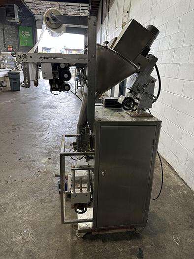 Used Vertical Form Fill Sachet Machine with Auger Filler