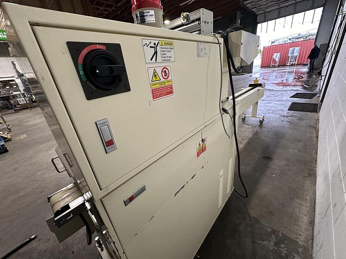 Used Shingda SD-920HE Horizontal Flow Wrapper