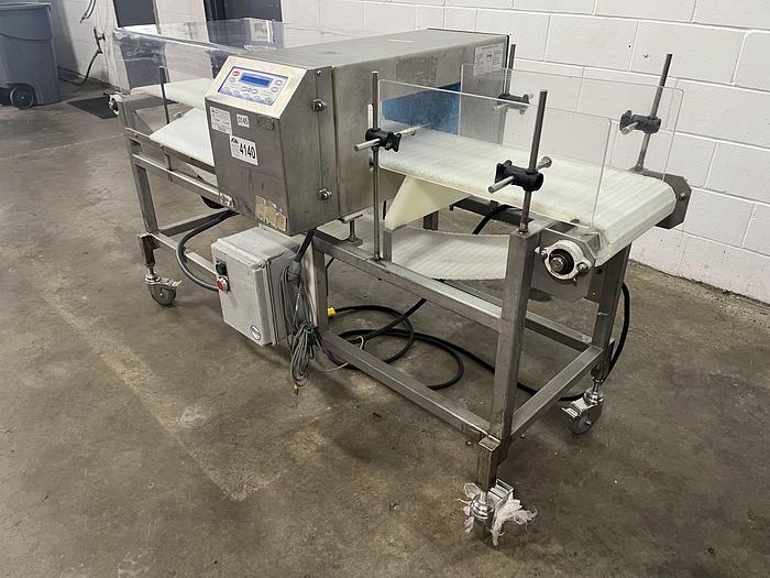 Used Loma IQ² Metal Detector