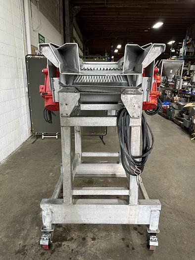 Used ROMA Vibratory Conveyor
