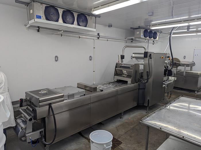 Used Multivac R145 with MR Web Labeler