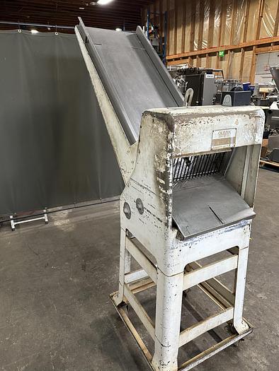 Used Oliver Gravity Feed Bread Slicer 797-48