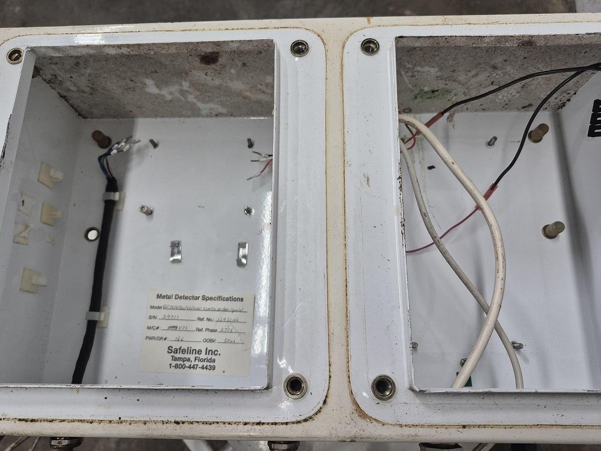 Used Safeline GF75 Fall-Through Metal Detector (For Parts Only)