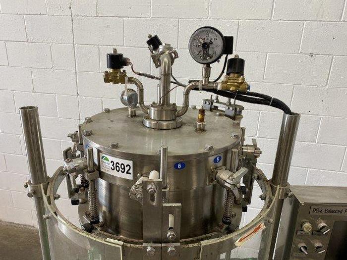 Used DG-8 Balanced Pressure Filler