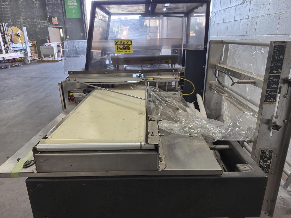 Used API VERSATech LB 22/32 L-Bar Sealer
