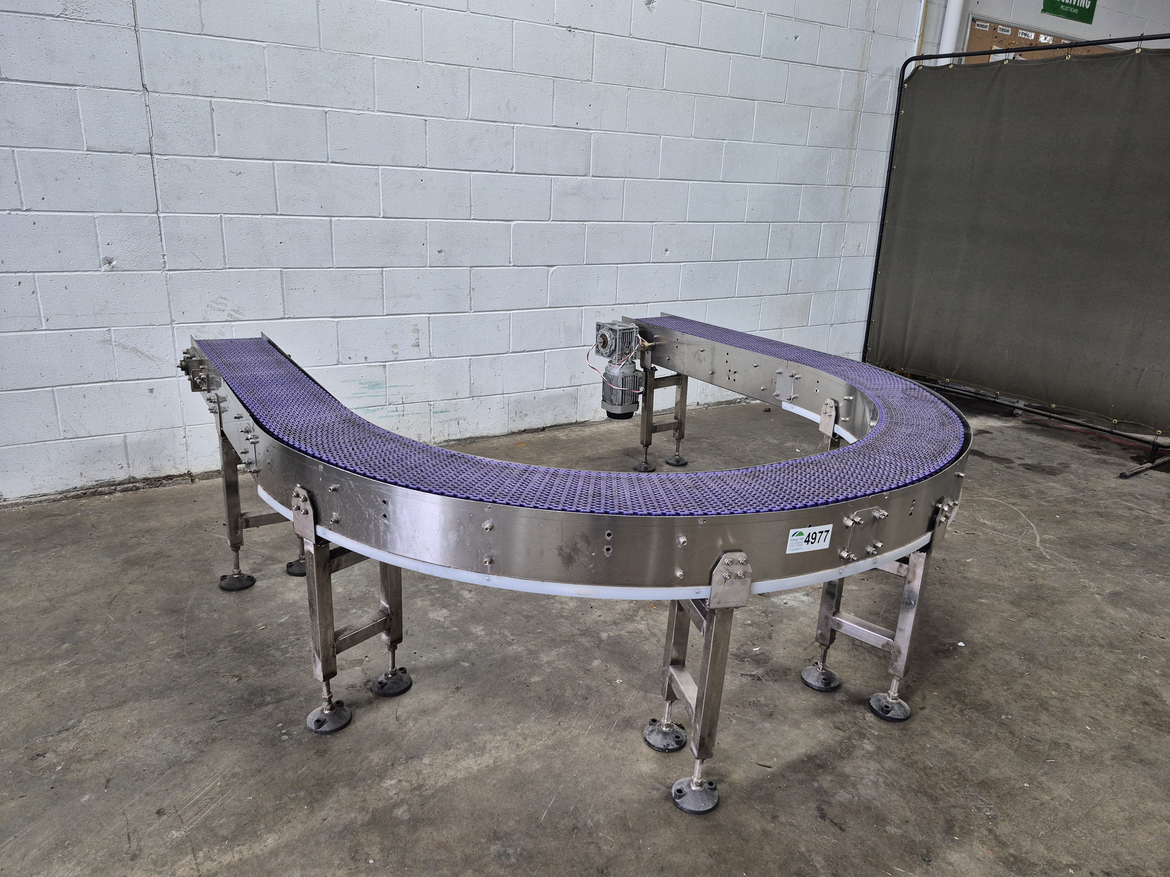 Used 180° Curved Conveyor Belt