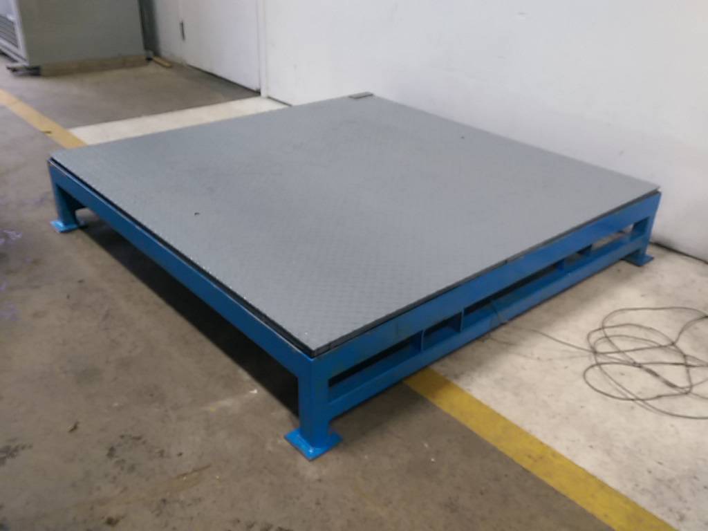 Used 5' x 5' Platform Pallet Floor Scale