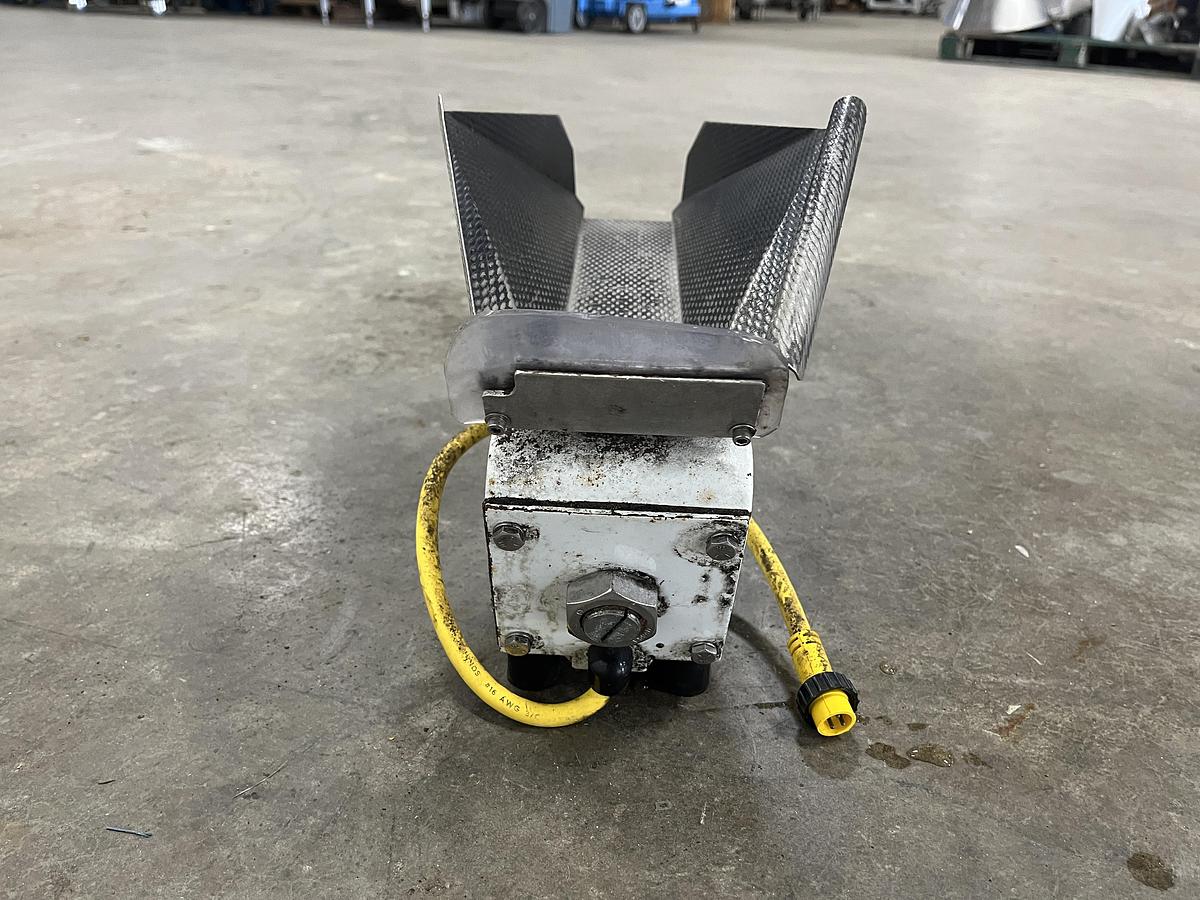 Used Eriez KHS-5 Electromagnetic Vibratory Feeder Drive