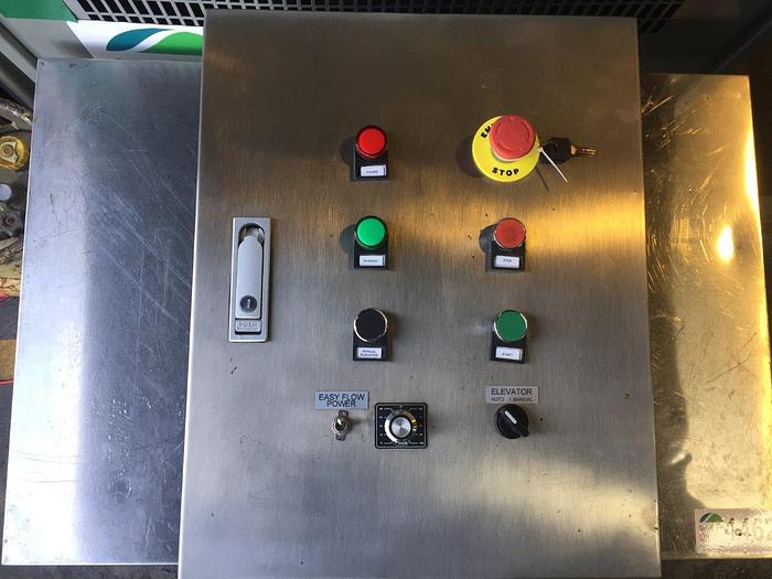 Used 7' Incline Conveyor