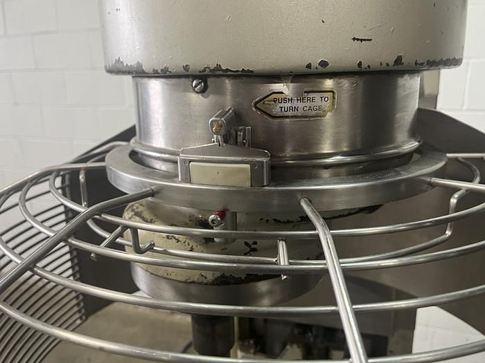 Used 140Qt Mixer