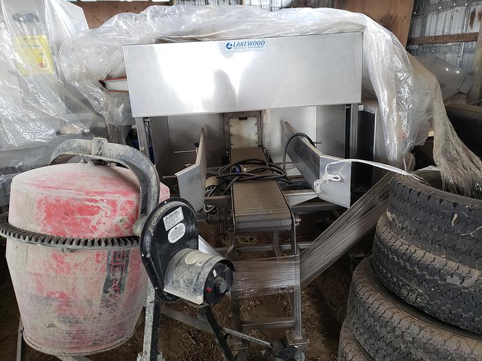 Used Lakewood Lug Dumper