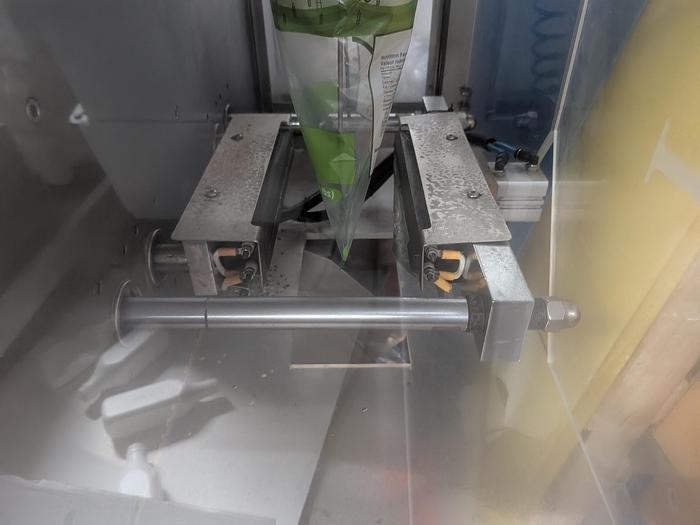 Used Turpack VFFS with Infeed Elevator and Volumetric Filler