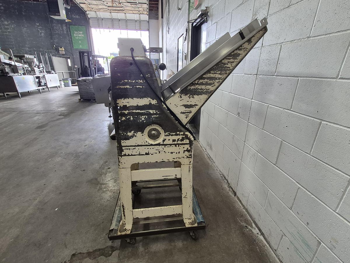 Used Oliver 797G Bread Slicer & Air Bagger