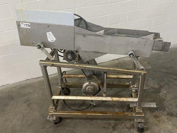 Used Commercial 4-Lane Shaker Conveyor