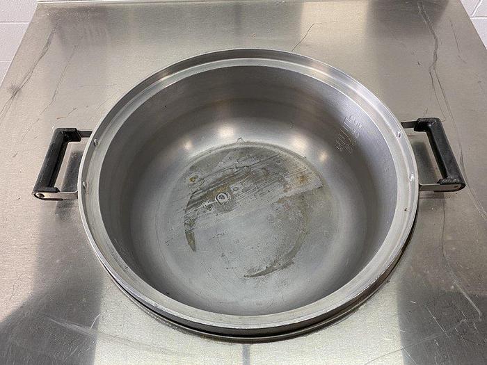 Used Rinnai RER-55AS Natural Gas Rice Cooker