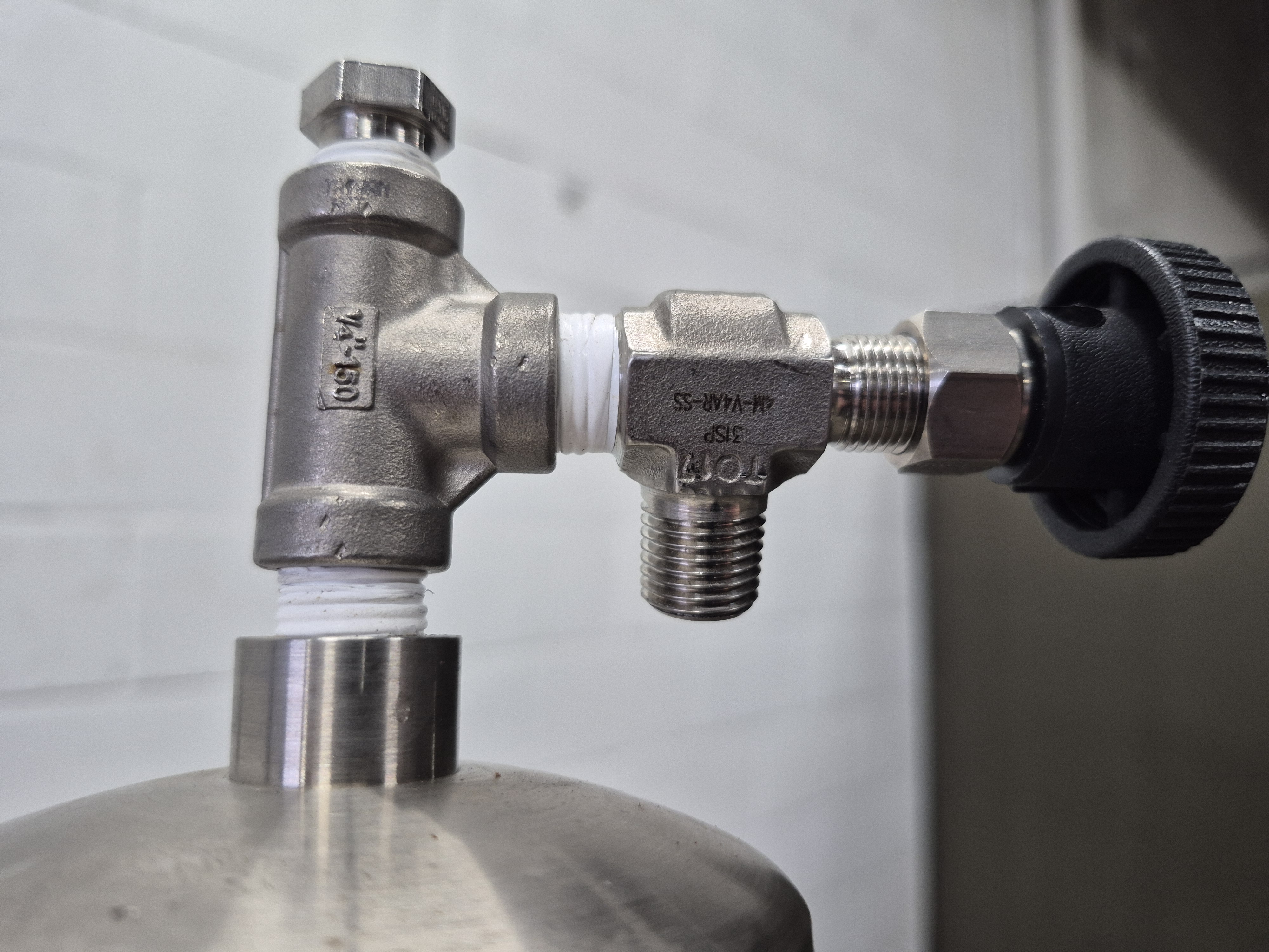 Used Parker Balston 23/75R Steam Filter Housing