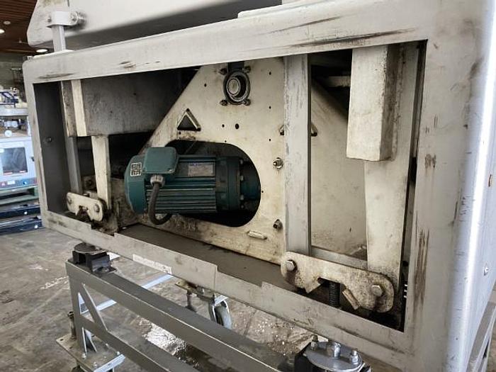 Used Heat and Control CV-FB-200 Vibratory Feeder