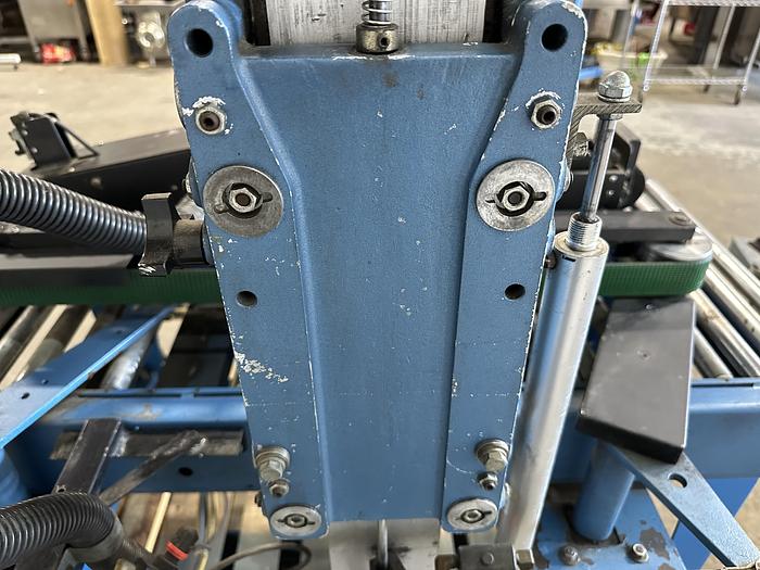 Used Automatic Top & Bottom Case Sealer