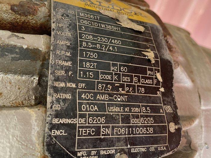 Used Commercial 28' Elevated Shaker Conveyor