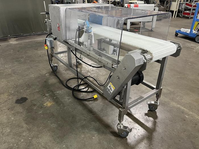 Used Loma IQ² Metal Detector