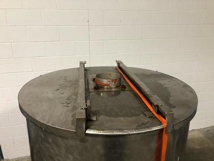 Used 200 Gallon Stainless Steel Tank