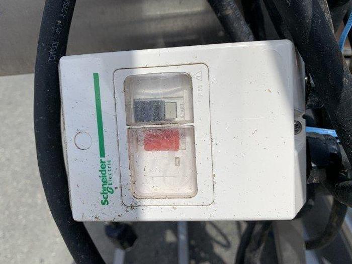 Used 8' Cleated Incline Conveyor