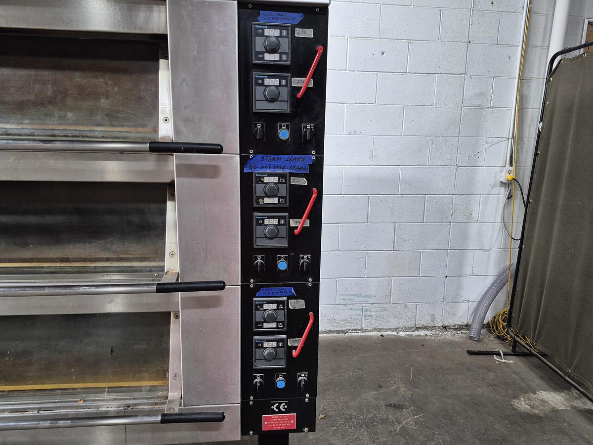 Used Bongard M3I 4-Deck Commercial Electric Oven