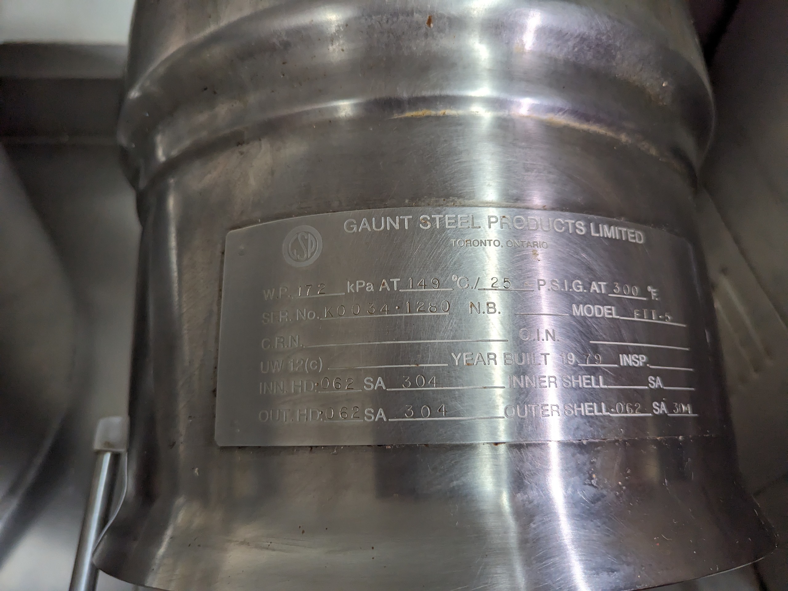 Used Gaunt SS Kettles and Steam Cabinet