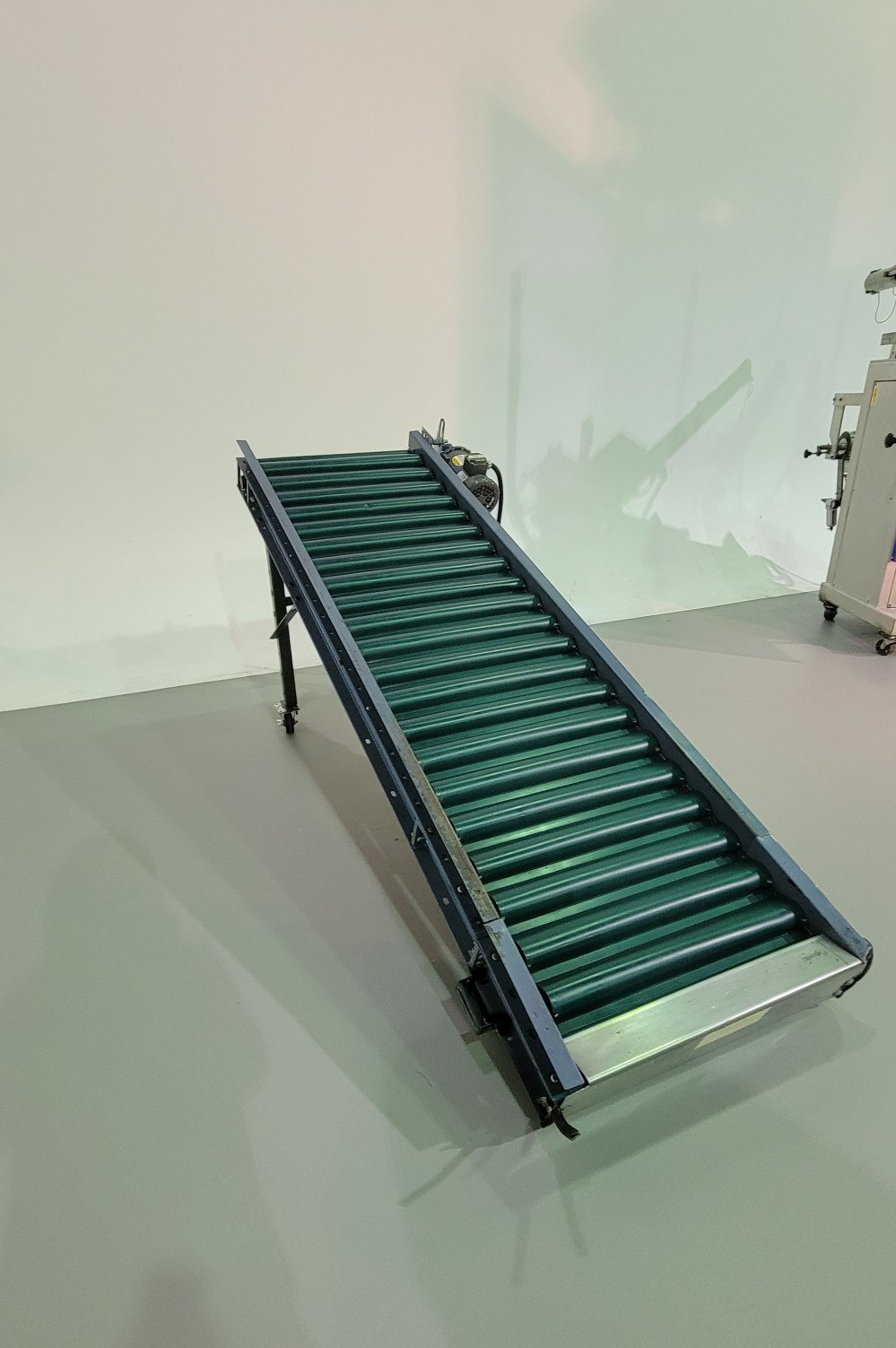 Used 8' Industrial Conveyor with Baldor 12 HP Motor