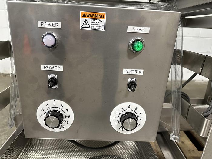 Used Vibratory Conveyor with Spray Nozzles