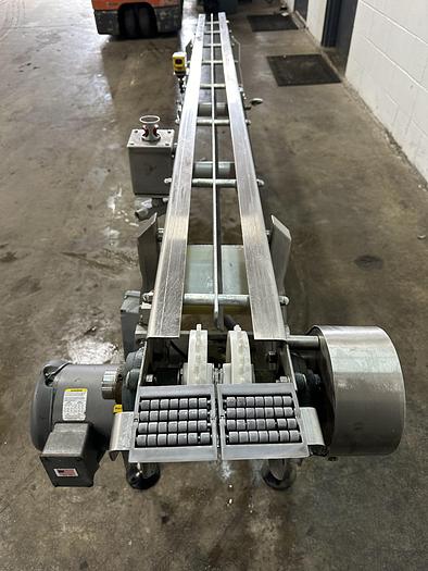 Used Woods 10' Conveyor