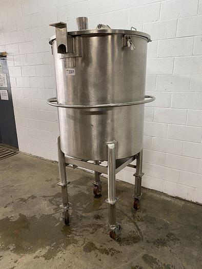 Used Lidded Cone-Bottom Tank